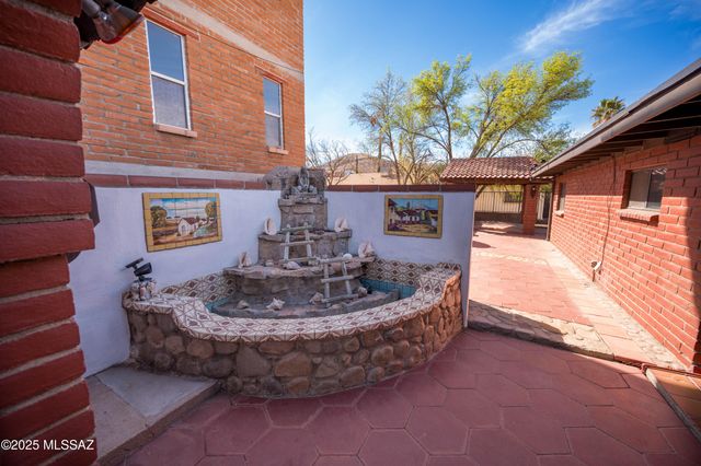 336 E Calle Soto, Nogales, AZ 85621