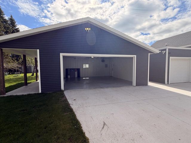 1924 24th STREET, Two Rivers, WI 54241