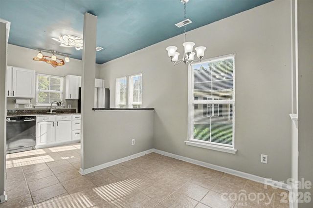 8917 Cinnabay Drive, Charlotte, NC 28216