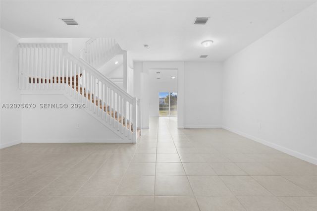 12428 NW 23rd Ct, Miami, FL 33167