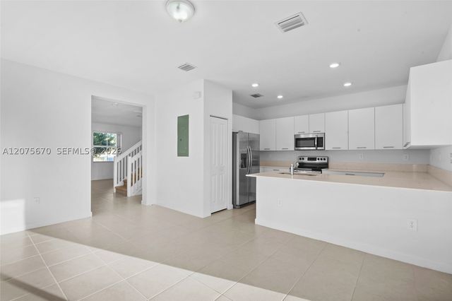 12428 NW 23rd Ct, Miami, FL 33167