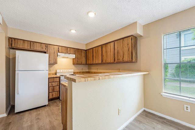 6315 Cattails Lane, Houston, TX 77035