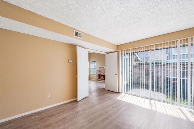 6315 Cattails Lane, Houston, TX 77035