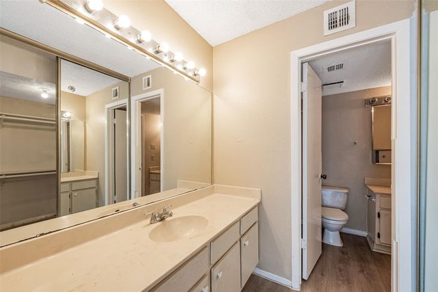 6315 Cattails Lane, Houston, TX 77035