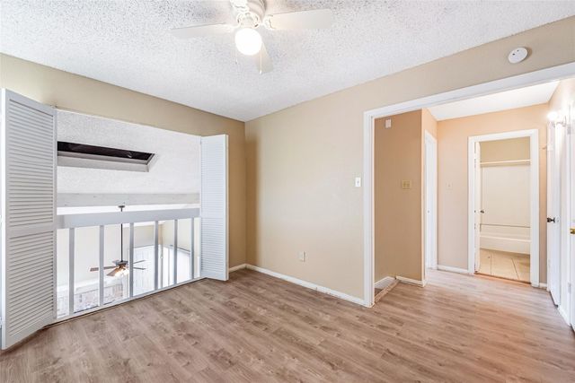 6315 Cattails Lane, Houston, TX 77035