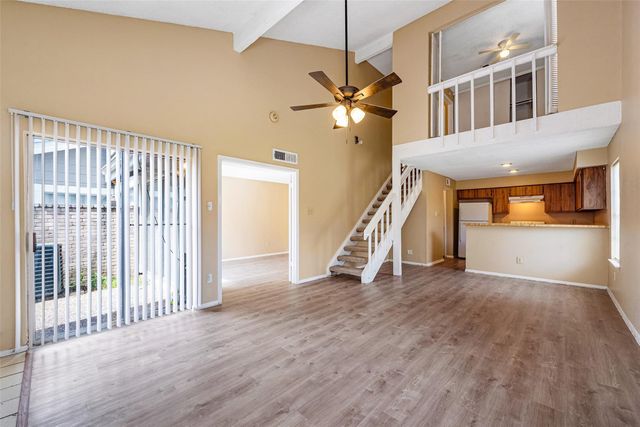 6315 Cattails Lane, Houston, TX 77035
