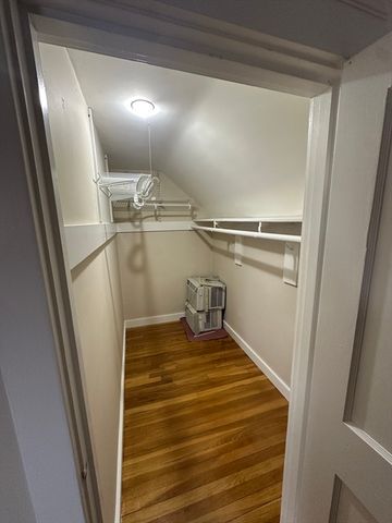 369 Waverly 2, North Andover, MA 01845