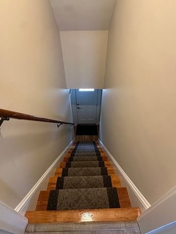 369 Waverly 2, North Andover, MA 01845