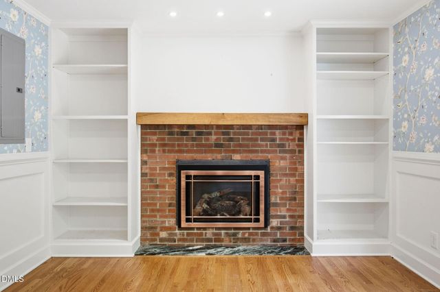 5101 Sandlewood Drive, Raleigh, NC 27609