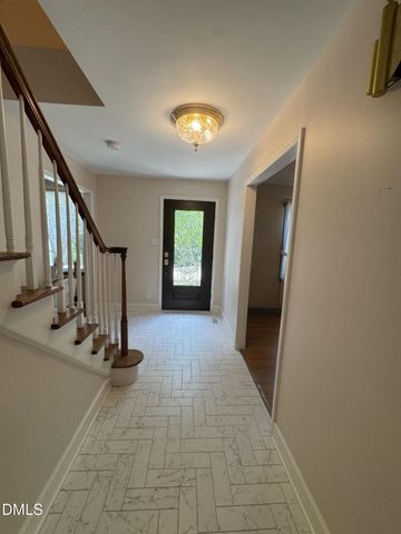 5101 Sandlewood Drive, Raleigh, NC 27609