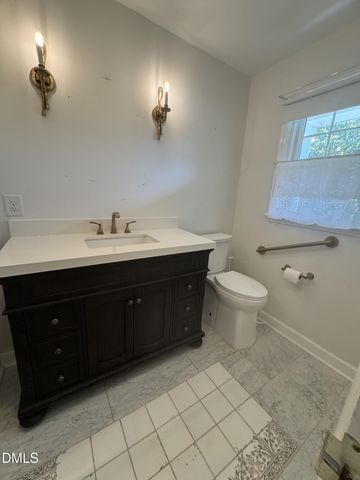 5101 Sandlewood Drive, Raleigh, NC 27609