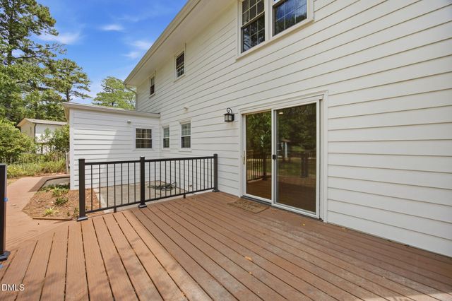 5101 Sandlewood Drive, Raleigh, NC 27609