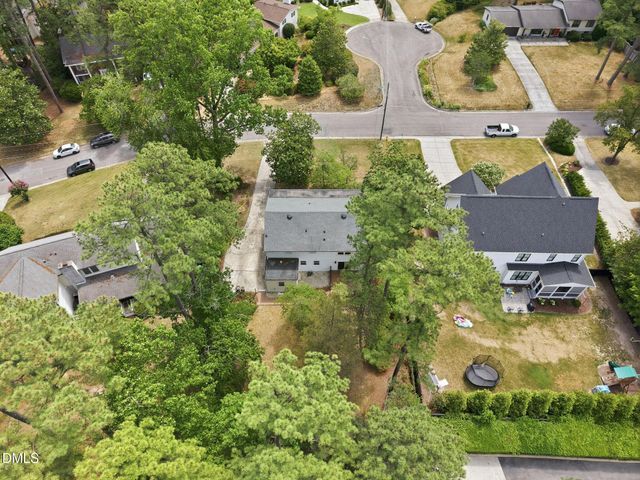 5101 Sandlewood Drive, Raleigh, NC 27609