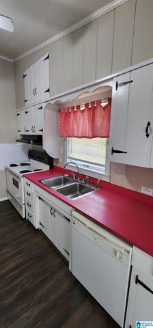 109 HENDRIX STREET, Oneonta, AL 35121
