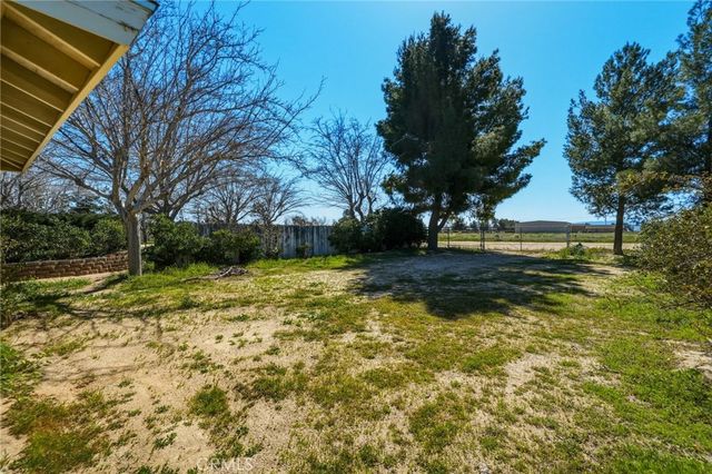 7321 Birch Avenue, Rosamond, CA 93560