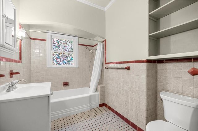 5915 AVENUE F, Mc Intosh, FL 32664