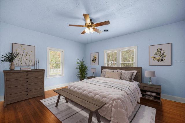 5915 AVENUE F, Mc Intosh, FL 32664