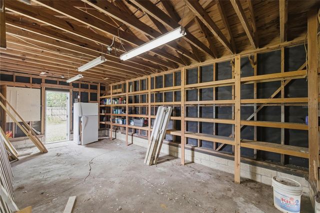 5915 AVENUE F, Mc Intosh, FL 32664