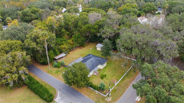 5915 AVENUE F, Mc Intosh, FL 32664