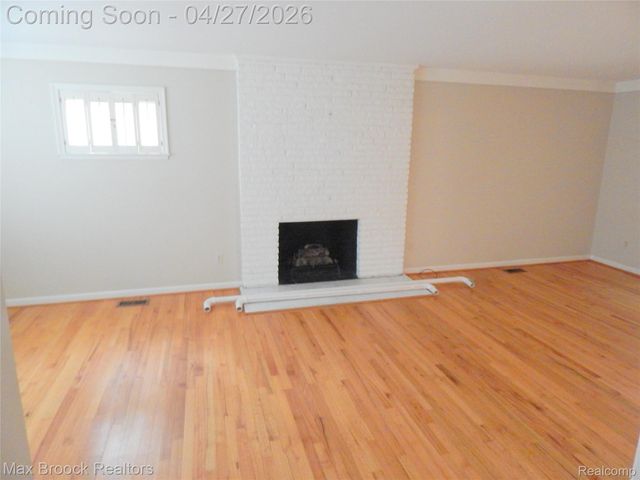 116 E HICKORY GROVE Road, Bloomfield Hills, MI 48304