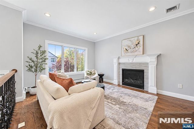 455 Lincoln Avenue 455, Cliffside Park, NJ 07010