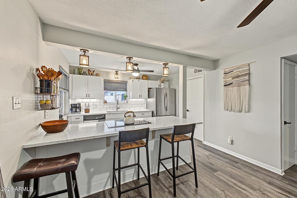2917 W LAUREL Lane, Phoenix, AZ 85029 — photo 5