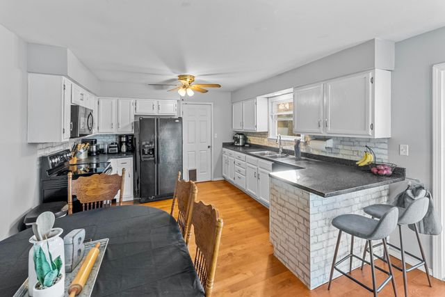 805 N Dogwood Street, Strafford, MO 65757