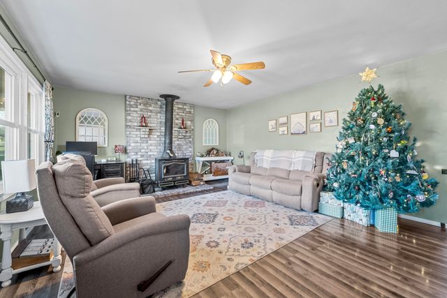 805 N Dogwood Street, Strafford, MO 65757