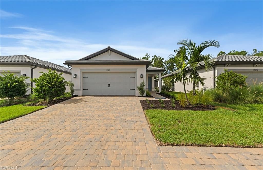 2127 Freemont WAY, NAPLES, FL 34120 — photo 2