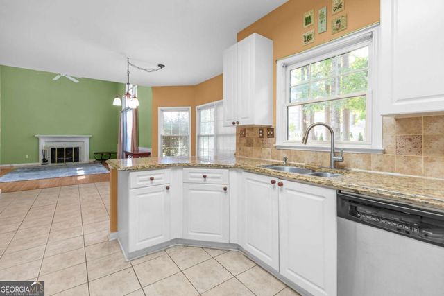 1564 Chadwick Point Court, Lawrenceville, GA 30043