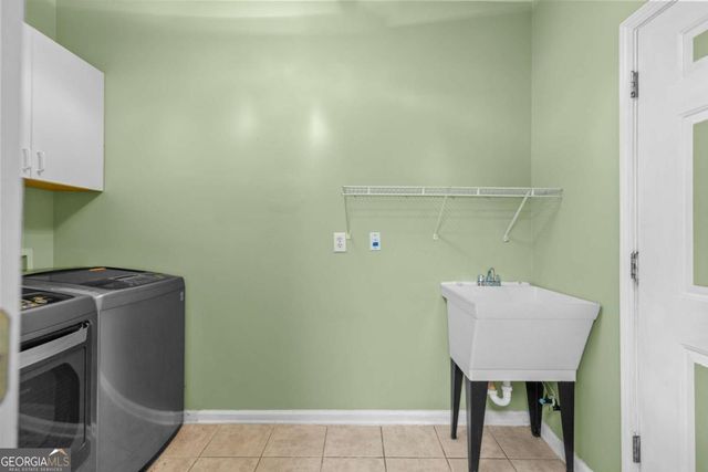 1564 Chadwick Point Court, Lawrenceville, GA 30043