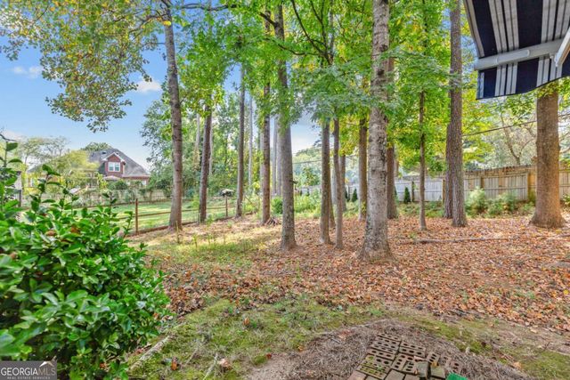 1564 Chadwick Point Court, Lawrenceville, GA 30043