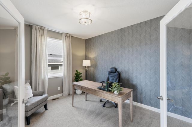 916 Kepler Avenue NE, Hanover, MN 55341