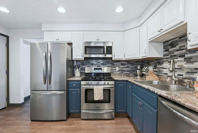 820 Pinetree Drive, Fort Wayne, IN 46819