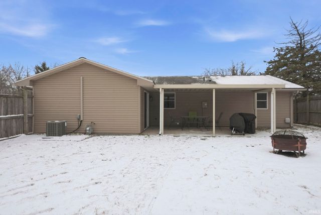 820 Pinetree Drive, Fort Wayne, IN 46819