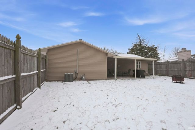 820 Pinetree Drive, Fort Wayne, IN 46819