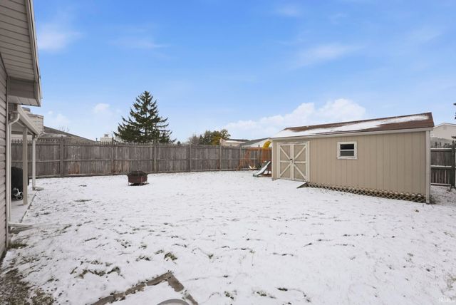 820 Pinetree Drive, Fort Wayne, IN 46819