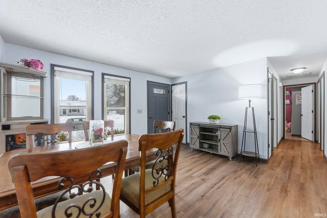 820 Pinetree Drive, Fort Wayne, IN 46819