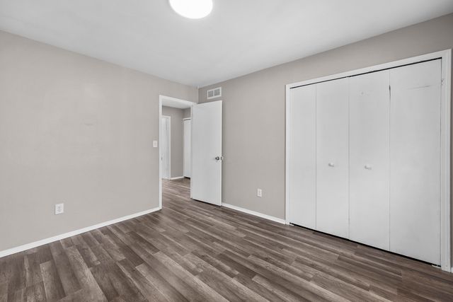 5353 Wright Way W, West Bloomfield, MI 48322