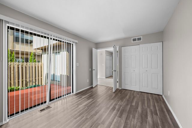5353 Wright Way W, West Bloomfield, MI 48322