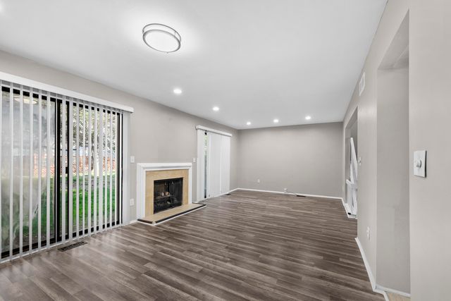 5353 Wright Way W, West Bloomfield, MI 48322