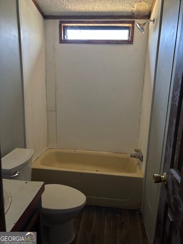 17 Lewis Drive, Lavonia, GA 30553