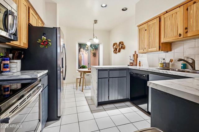 6411 S RIVER Drive 44, Tempe, AZ 85283