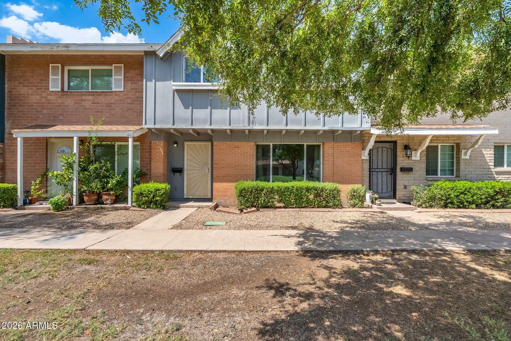 8548 E MCDONALD Drive, Scottsdale, AZ 85250 — photo 2