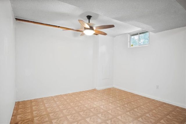 14204 S Raintree Drive, Olathe, KS 66062