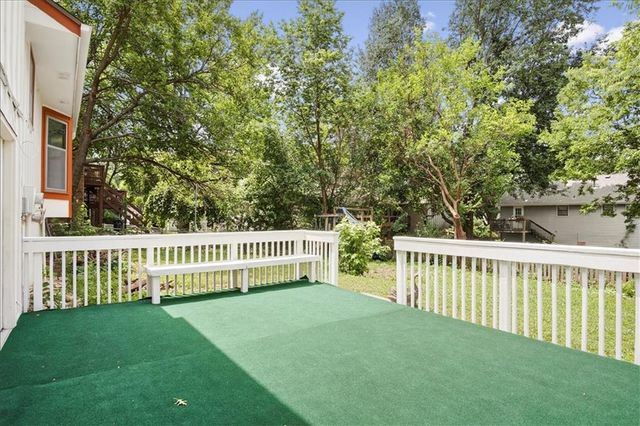 14204 S Raintree Drive, Olathe, KS 66062
