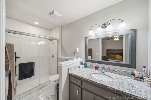 112 N Chestnut Avenue, Broken Arrow, OK 74012