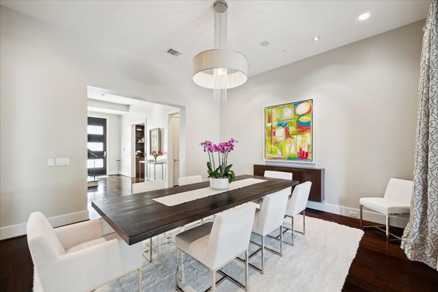 5102 Palmetto Street, Bellaire, TX 77401