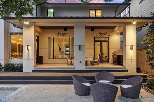 5102 Palmetto Street, Bellaire, TX 77401