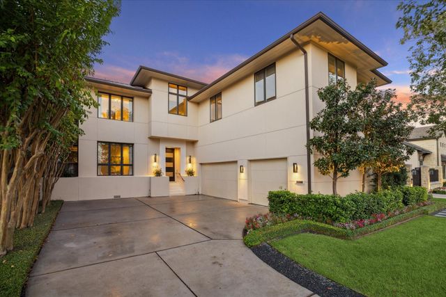 5102 Palmetto Street, Bellaire, TX 77401